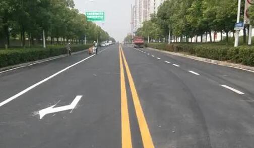 道路劃線的標準尺寸，道路劃線的寬度是多少？