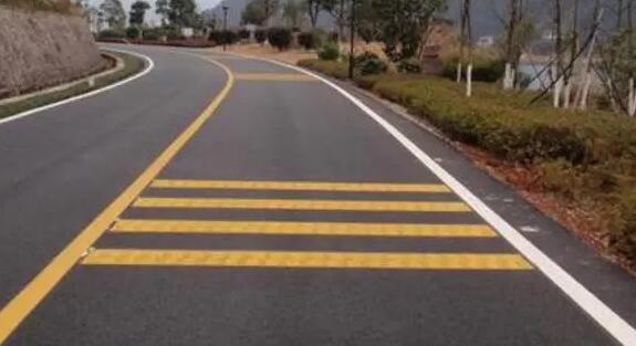 蘇州道路劃線熱熔膠厚度要求多少？