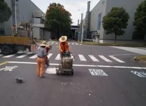 蘇州廠區大門口劃線標準有哪些? 蘇州廠區大門口劃線標準有哪些?