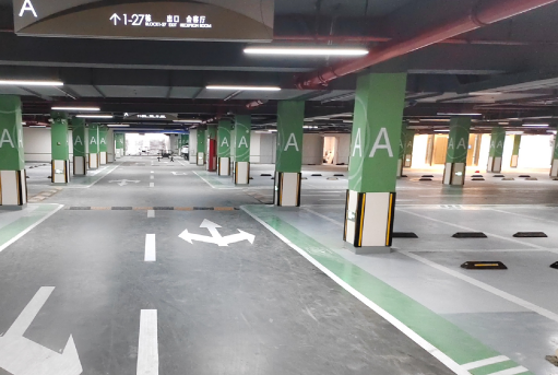 蘇州廠區專業停車場劃線施工,13年施工經驗 蘇州廠區專業停車場劃線施工,13年施工經驗